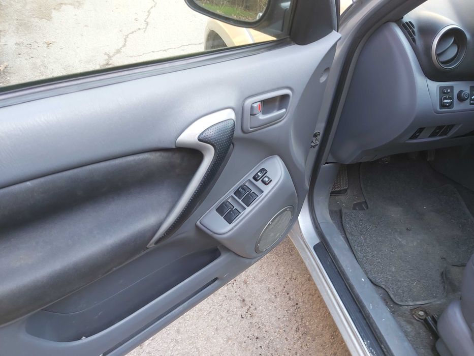 Тойота рав 4 / Toyota rav 4 2.0D4D - на части