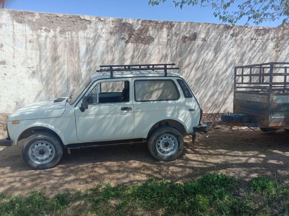 Нива сатилади присеп билан бахаси 30 млн келисимли