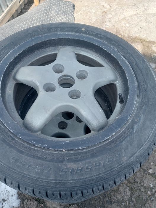 Продам диски на Ауди 80 и много что