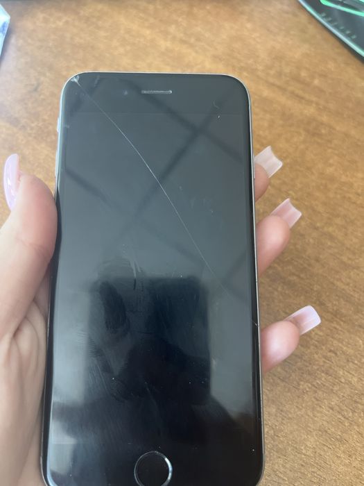 Продам Iphone 6s