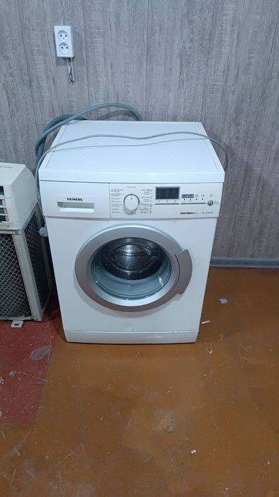 Продаётся стиральная машинка siemens на запчасти