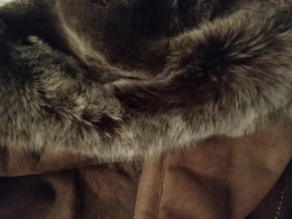 Продам женские дублёнки,  новые.