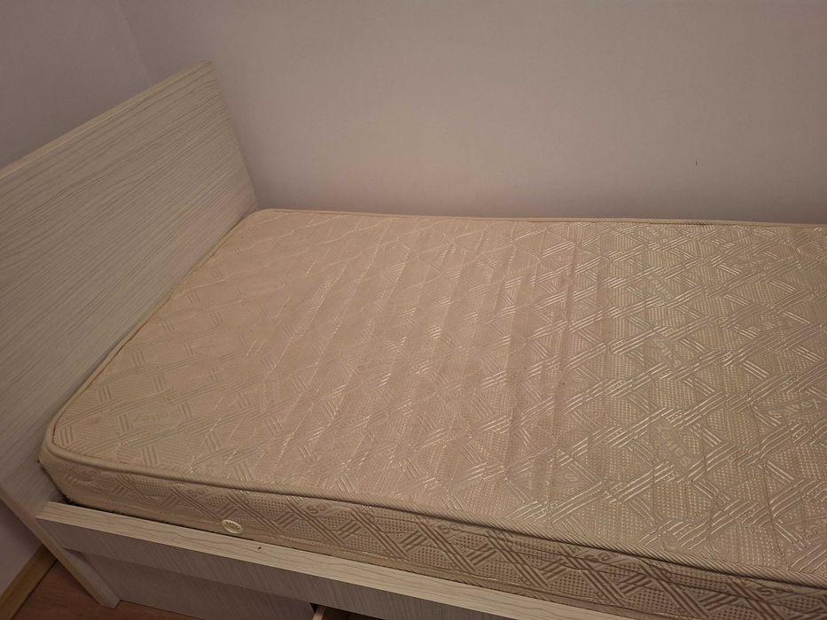 Pat cu saltea o persoana