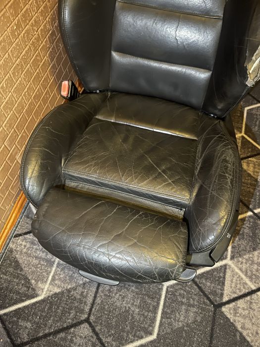 Сиденья е46(е36) спорт ситцы (рекаро)