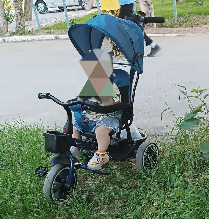 Велосипед детский трёх колёсный