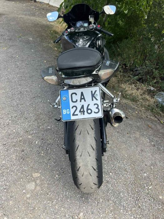 Продавам Suzuki GSXR 1000 K5