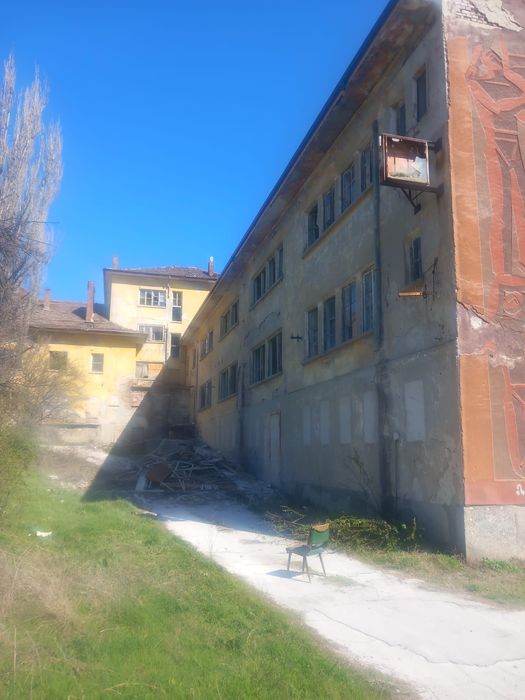 Дава се под наем Промишлена сграда в Стара Загора, Аязмото - 400 кв.м за 153000 € - Снимка #4