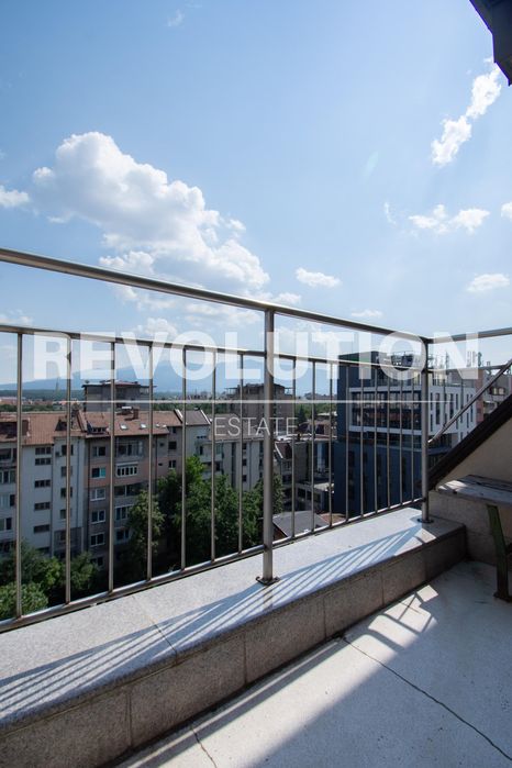 Дава се под наем Мезонет в София, Център - 146 кв.м за 1250 € - Снимка #8