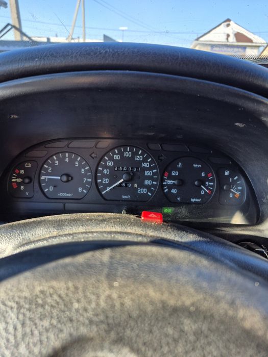 Автомобиль Волга 31105