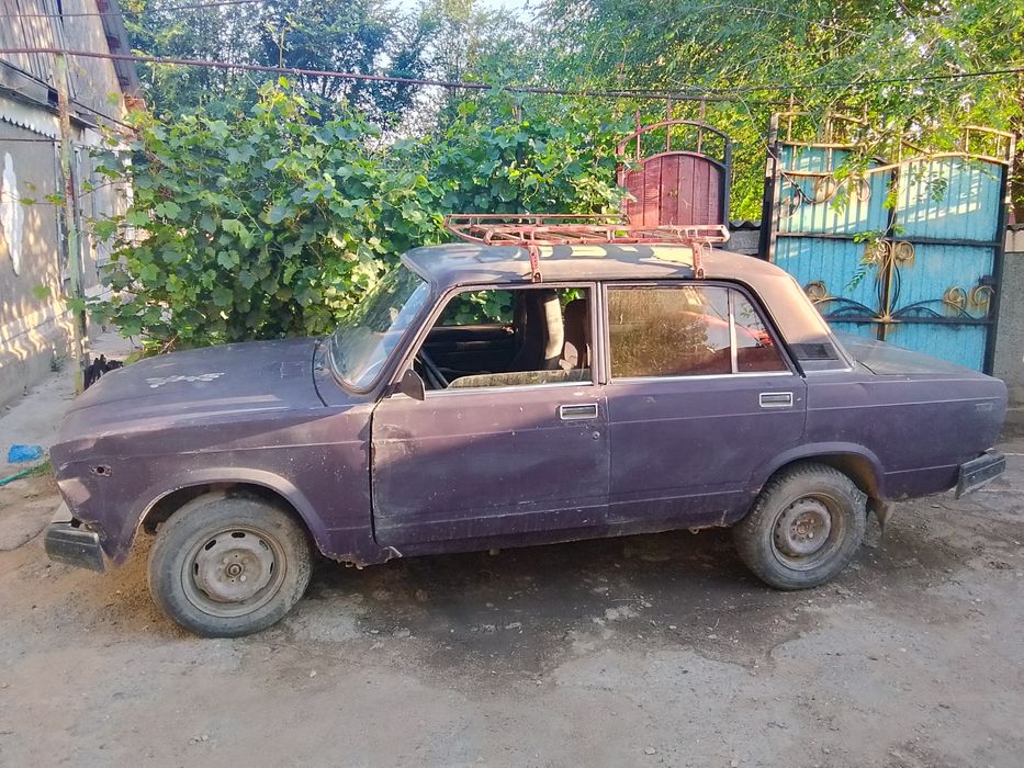 Продам ваз 2107 на ходу.