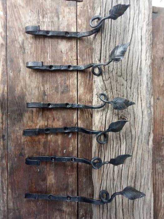 Закачалка от ковано желязо (Кука)