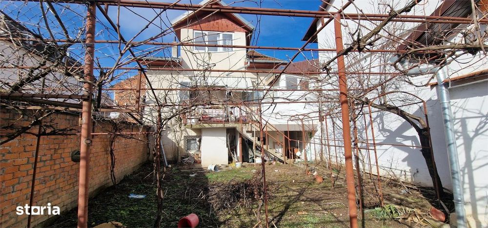 Resita Vila Central 3 Nivele Comision ZERO Cumparator