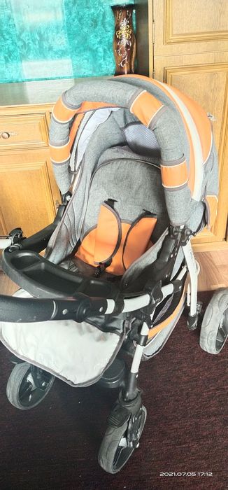 Продам отличную коляску