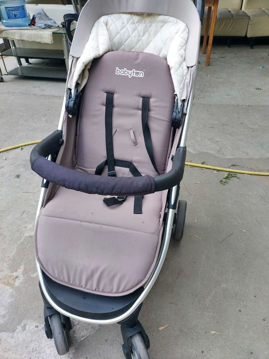 Коляска прогулочная Babyton Cosmo, бежевая.