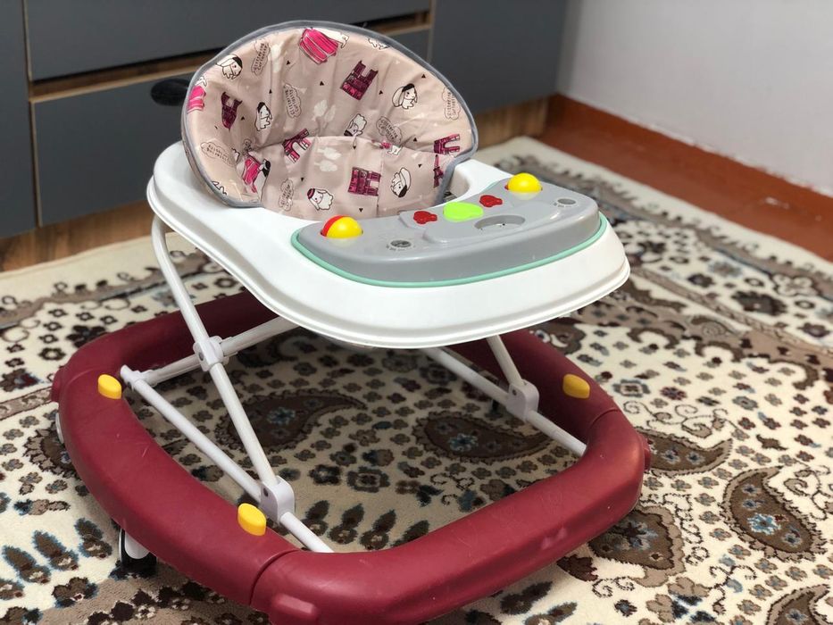 Продаеться детский ходунок не дорого