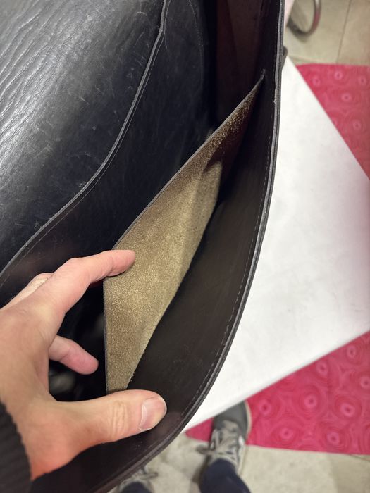 Кожена чанта  от едно време