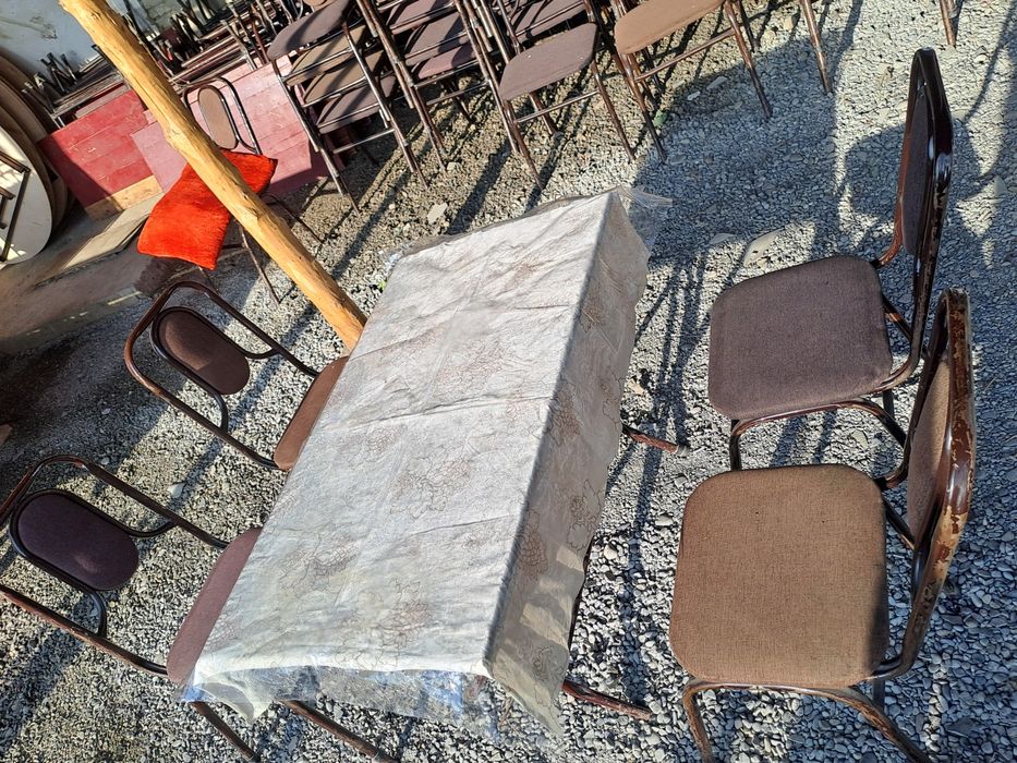 Stol stul  Sotiladi ishlab turgan Farg'ona vodil