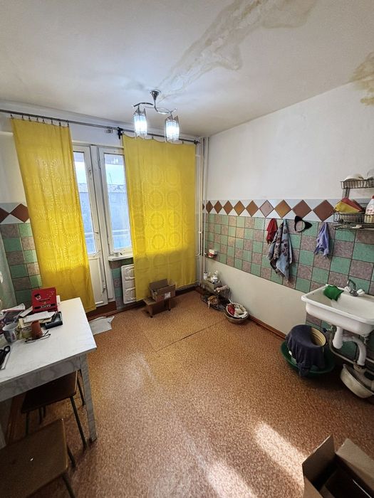 Продам 3   комнатную   квартиру