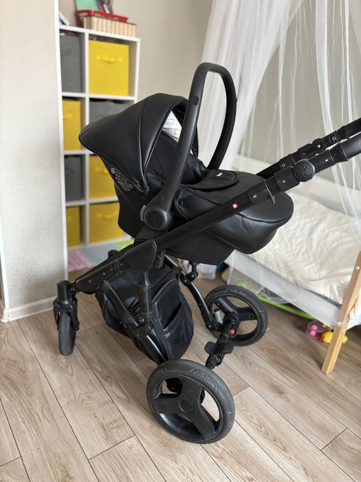 Коляска универсальная 3 в 1 Verdi Mirage