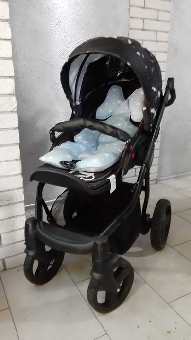 Детска количка в много добро състояние