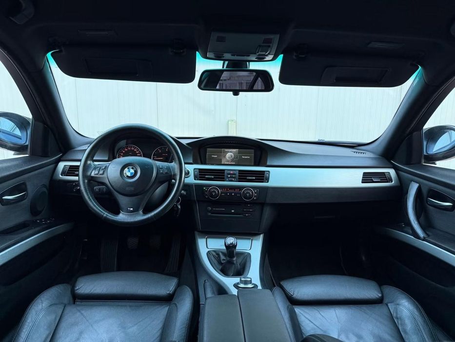 BMW Seria 3 E90/ 2006/ 2.0d/ 163cp/ Pachet M/ Xenon/ Navi Mare