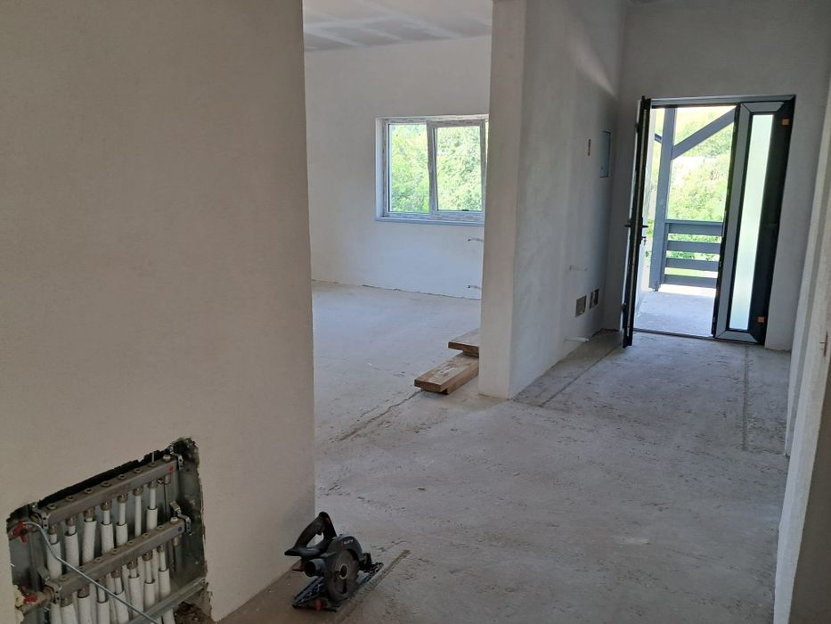 Vand casa la cheie