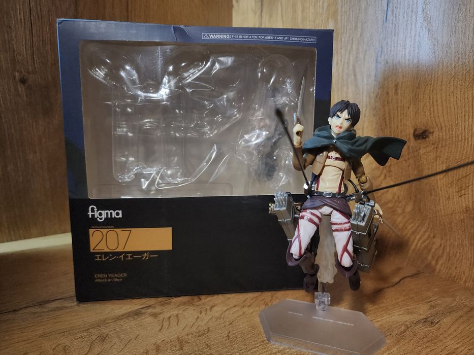 Фигурка Эрен и Леви из аниме Атака титанов / Eren Yeager / Levi