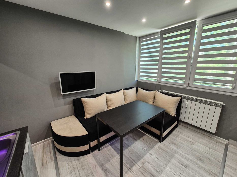 ОБЗАВЕДЕН 2-стаен ЕПК Дружба