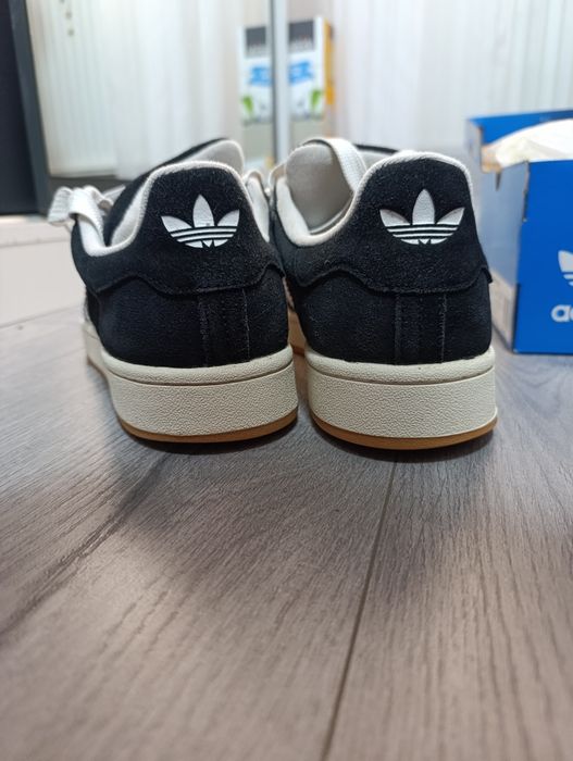Adidas capus marimea 44