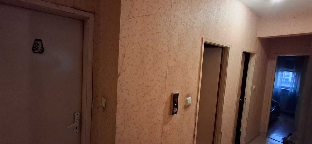 Продава се Тристаен апартамент в София, Люлин 10 - 120 кв.м за 2500 €/кв.м - Снимка #9