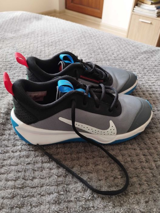 Оригинални маратонки NIKE OMNI MULTI-COURT кутия