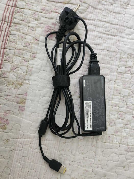 Докинг станция Lenovo ThinkPad OneLink Pro Dock - Модел: DU9033S1