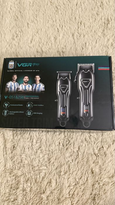 Set Masina de tuns si trimmer cu acumulatori VGR Pro noi sigilate