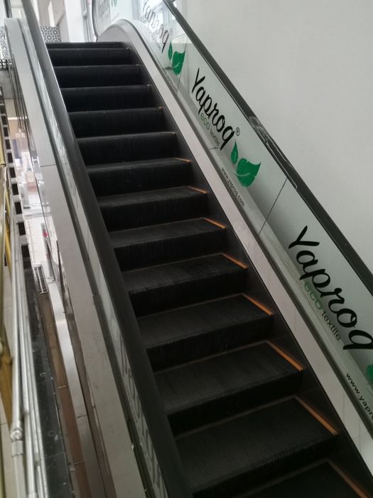 Эскалатор сотилади сони 8 дона холати алоо