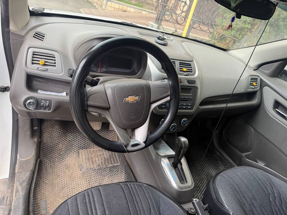 Chevrolet Cobalt 2020 — 4