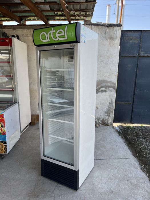 Артел витрина холодилник