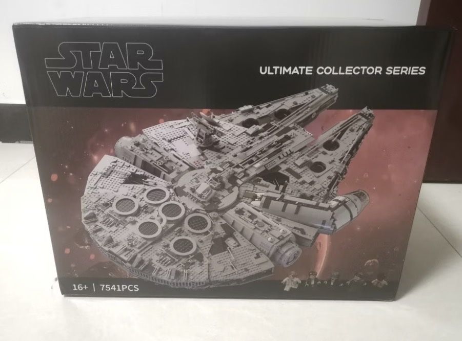 Реплика lego Сокол тысячилетия