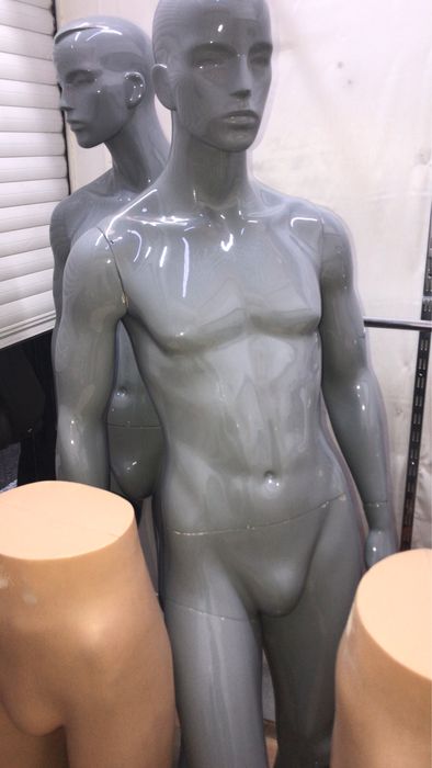 Продам манекен 20.000