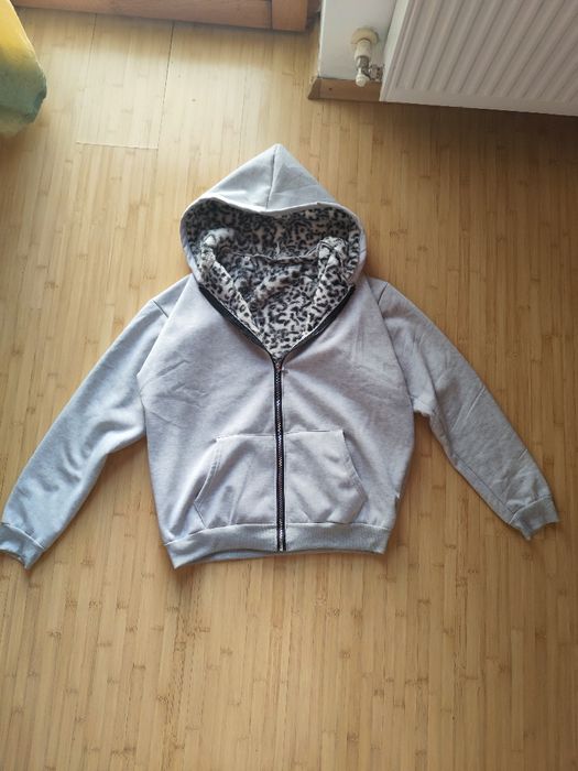 Hanorac cu Leopard Print interior super comfortabil și călduros