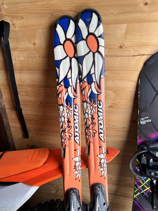 Skiuri 168 cm stare buna