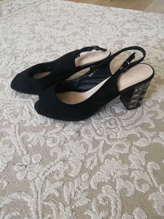 Босоножки 38-39 женские