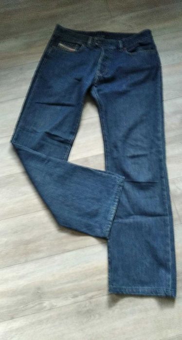 Blugi pentru bărbați modele diverse 1+1 gratuit