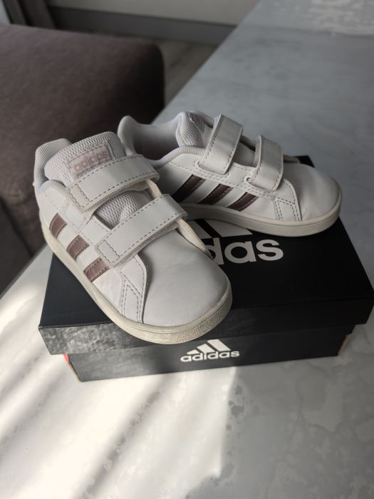 Детски обувки Аdidas, 24 размер