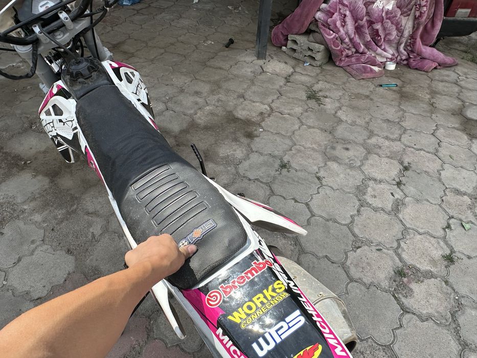 Продам эндуро 06 250куб
