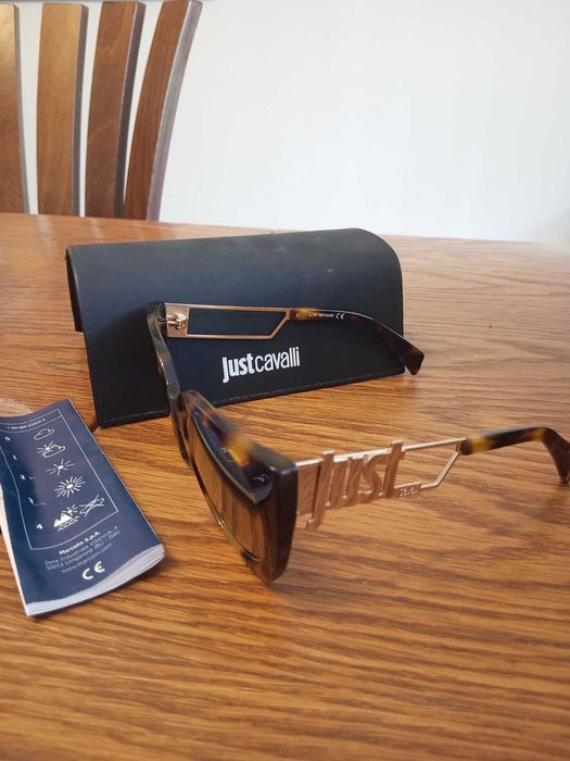 Слънчеви очила justcavalli