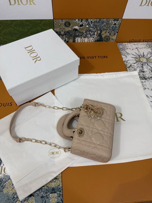 Дизайнерска дамска чантичка New Season