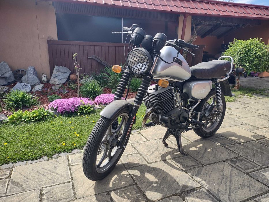 De vânzare MZ ETZ 251