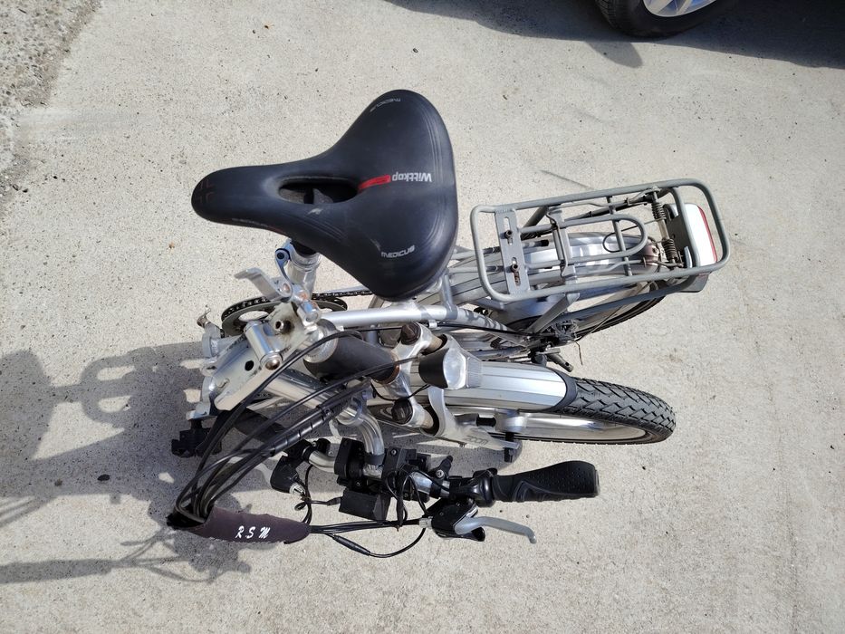 Bicicleta electrică pliabila