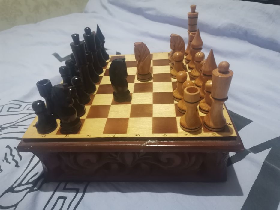 Шахматы в сундуке