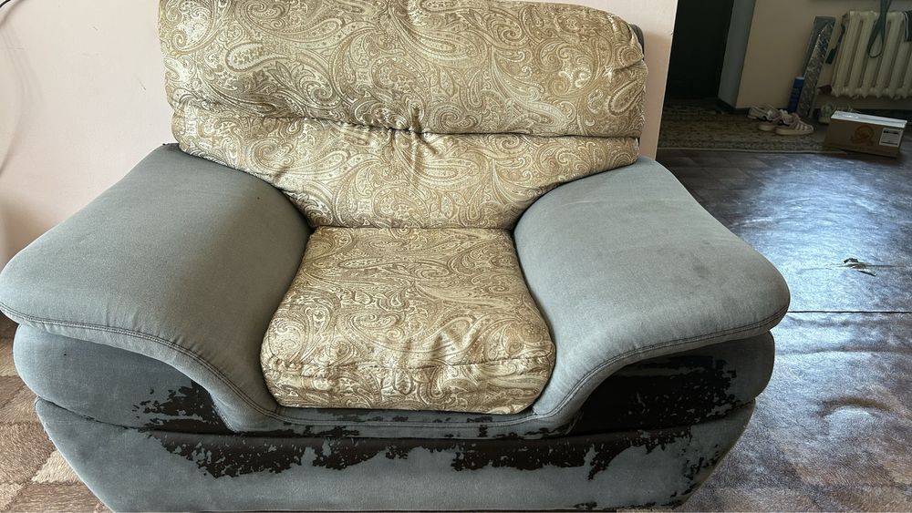 Мягкий уголок отдыха